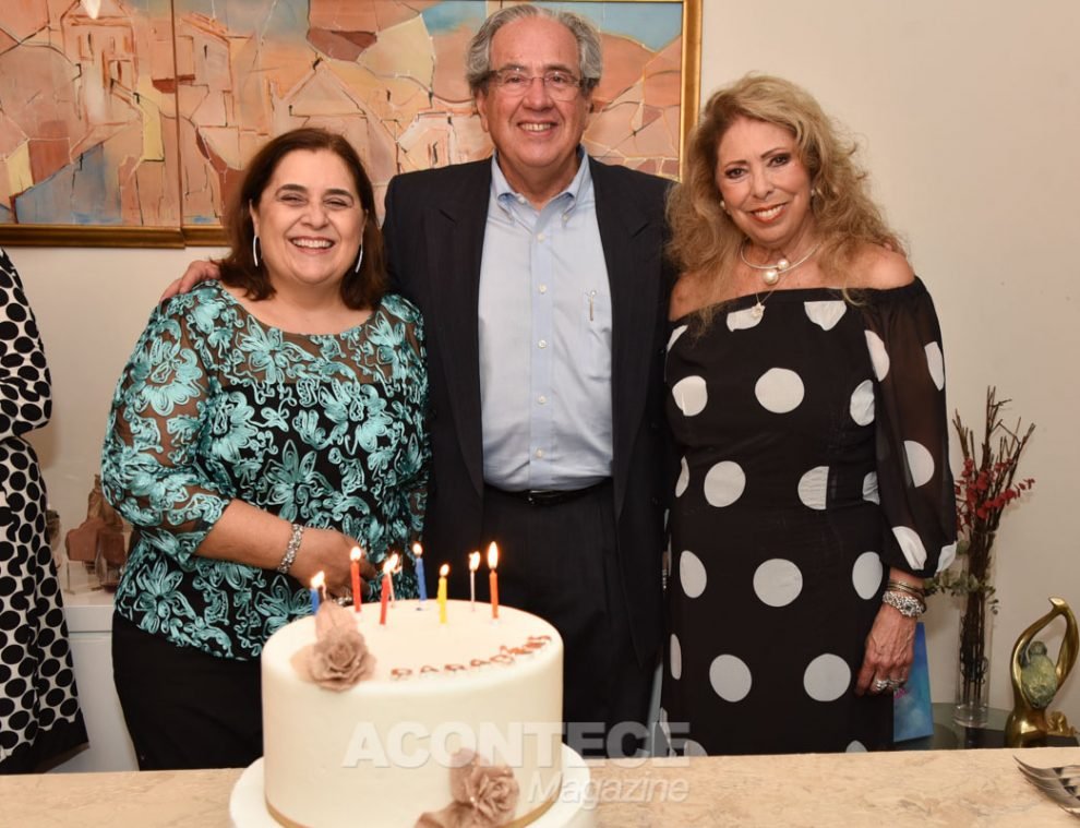 Os aniversariantes: Cecilia Magalhães, Dr. Carlos Coelho e Amanda Delboni