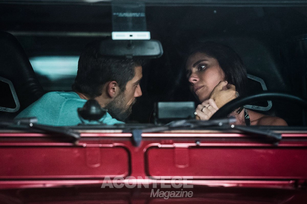 Alice (Giovanna Antonelli) triste quando Cesar (Rafael Cardoso) se aproxima. Alice dá o fora nele