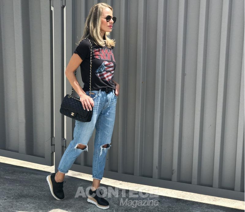 Jeans Damyller, top Hollister e sapatos Stella McCartney