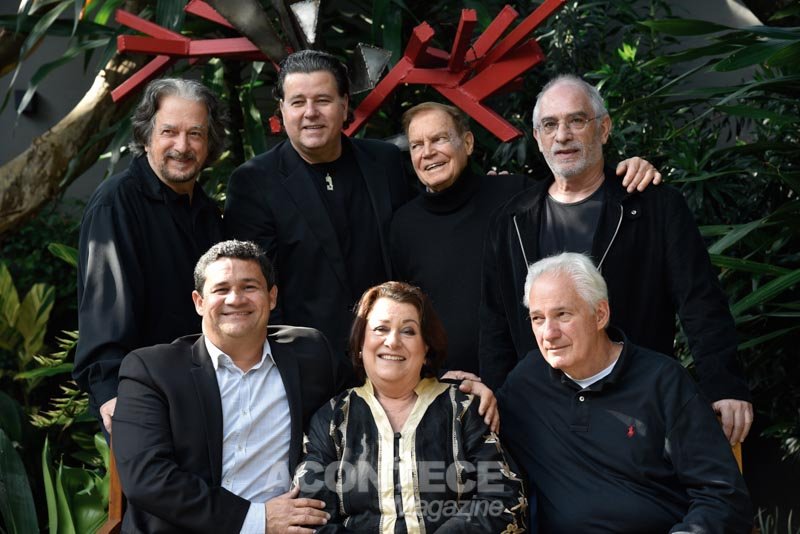 Em pé - Claudio Tozzi, Neno Ramos, Cacipore Torres, Carlos Zibel. Below; Sentados: Curator Antonio Cavalcanti, Didi e Armando Marchi