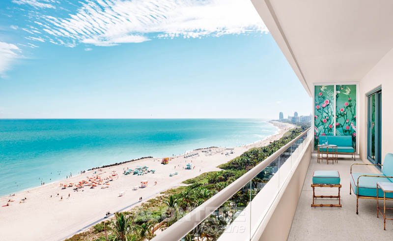 Luxo e conforto se mesclam com a vista maravilhosa de uma das suítes do Faena Hotel