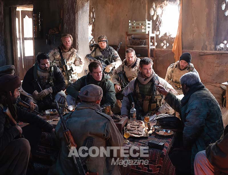 Thad Luckinbill, Michael Peña, Michael Shannon, Geoff Stults, Navid Negahban, Chris Hemsworth, Fahim Fazli, Austin Hébert, e Jack Kesy em “12 Strong”