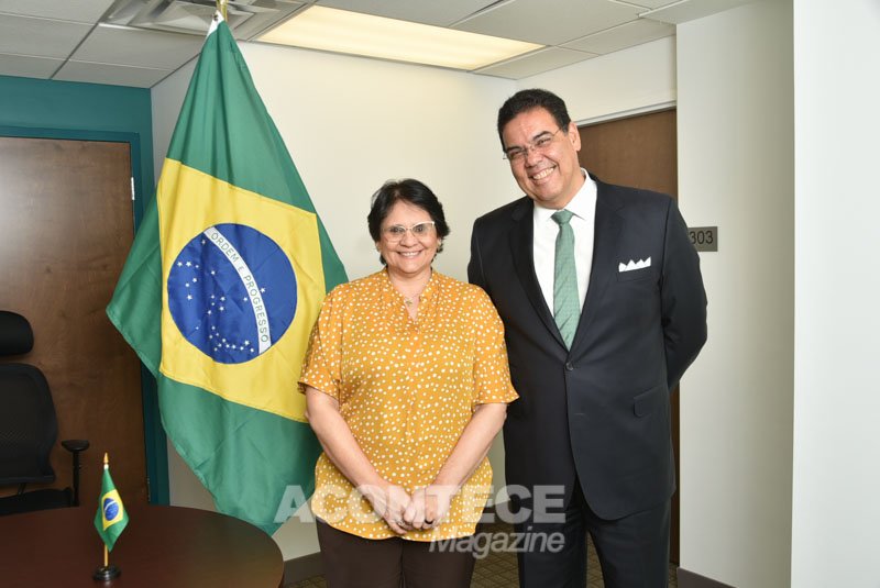 Ministra Damares Alves com o cônsul geral do Brasil em Miami João Mendes Pereira