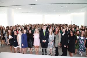 O Grupo Mulheres do Brasil reuniu em seu quarto encontro mais de 250 mulheres e contou com a presença do Embaixador João Mendes Pereira