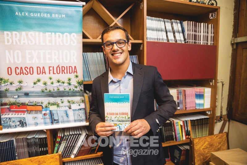 Alex Guedes Brum, autor do livro “Brasileiros  no Exterior- O caso da Flórida” - Foto: Acervo Pessoal