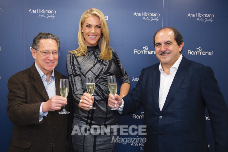 Antônio Carlos Manchon, Ana Hickman e Antônio Carlos Martins, em festa de inauguração da empresa nos EUA